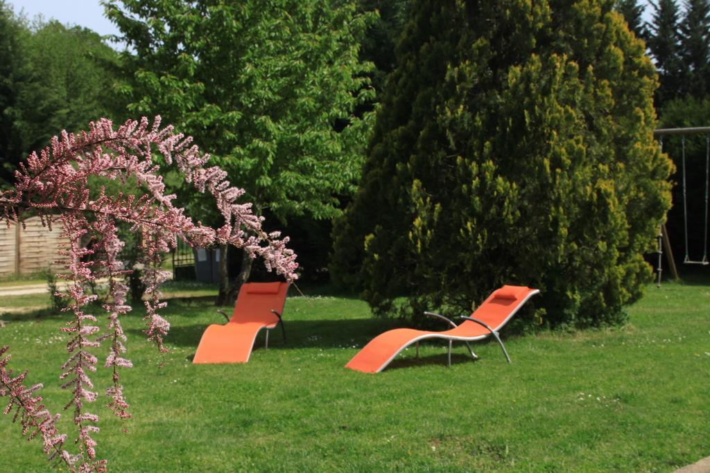 La Maison Du Bonheur Anlhiac Kültér fotó